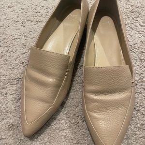 Marc Fisher nude leather - new - size 7.5